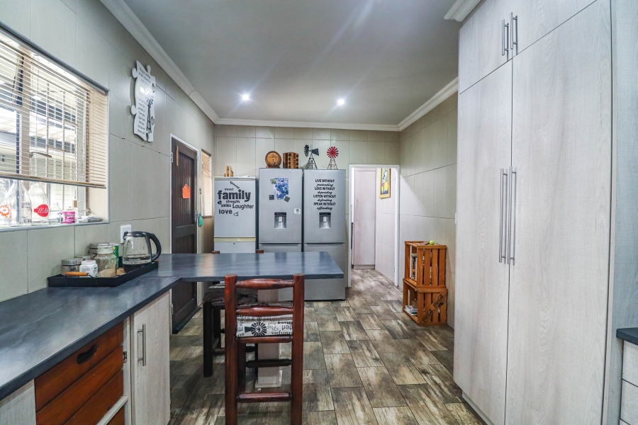 3 Bedroom Property for Sale in Flamwood North West